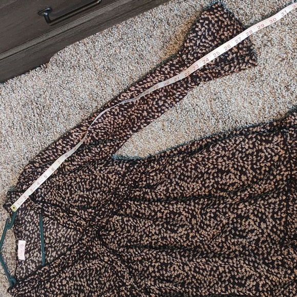 Pink Lily Black and Tan Floral Long Sleeve Mini Dress Size Medium - Picture 5 of 10